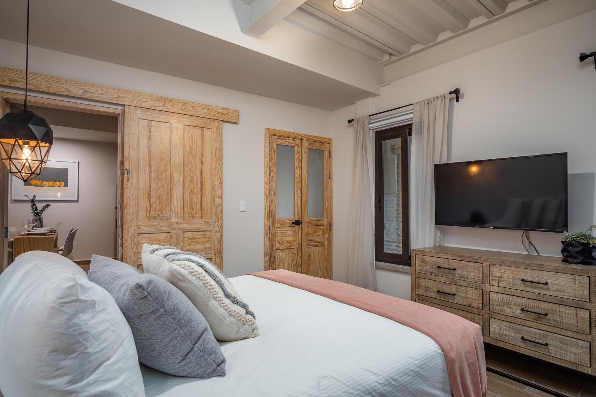Casa Pandurata Luxury Apartments In Centro, San Miguel De Allende Room photo
